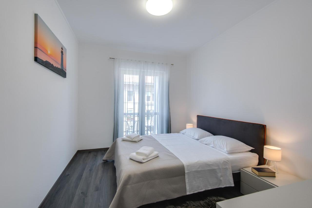 Apartments Sherri Fiume Kültér fotó